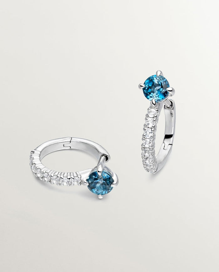 Pendientes de aro de plata 925 con topacios azul y blancos