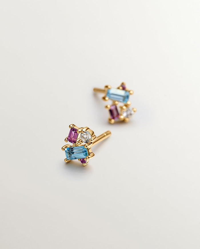 Pendientes de plata 925 bañados en oro amarillo de 18K con topacio azul london y blanco y rodolita rosa
