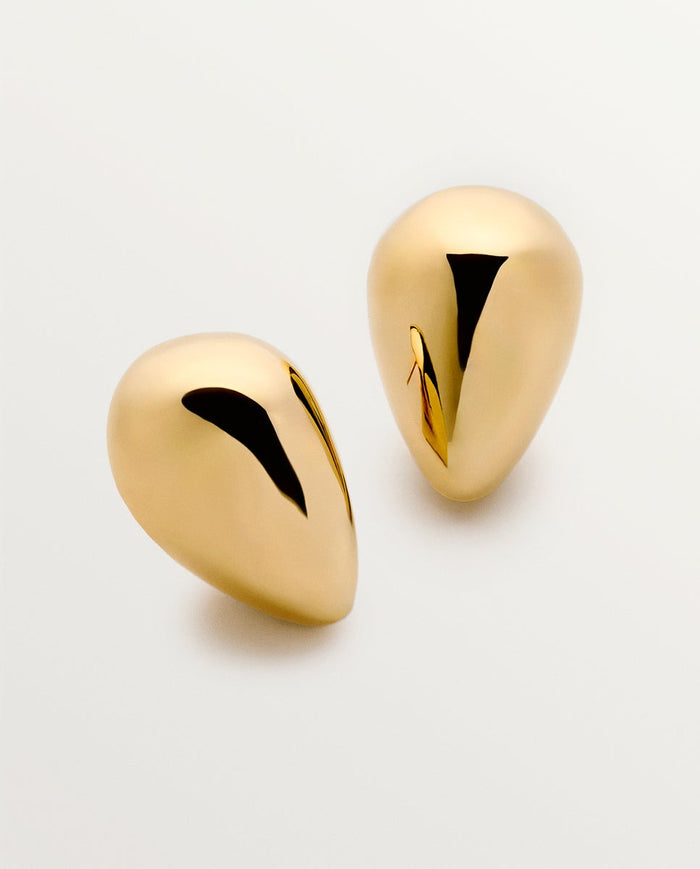Pendientes de gota medianos de plata 925 bañada en oro amarillo de 18K con efecto pulido