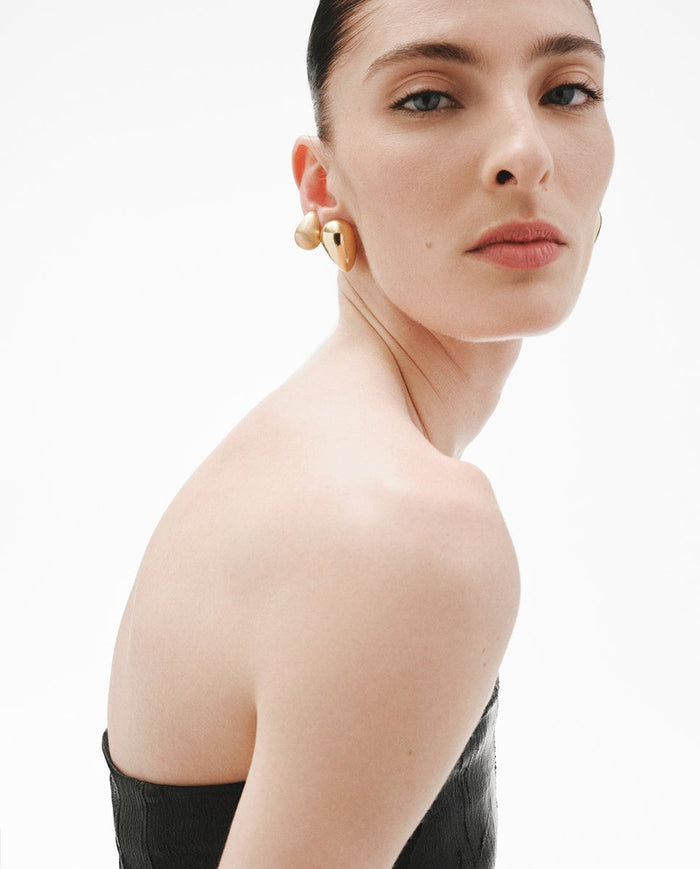 Pendientes de gota medianos de plata 925 bañada en oro amarillo de 18K con efecto pulido