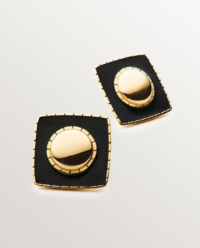 Pendientes de plata 925 bañada en oro amarillo de 18K con forma geométrica y esmalte negro