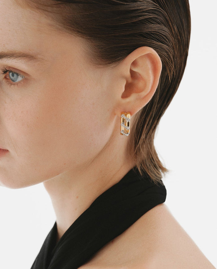 Pendientes de aro de plata 925 bañada en rodio y oro amarillo de 18K con pavé de topacios blancos