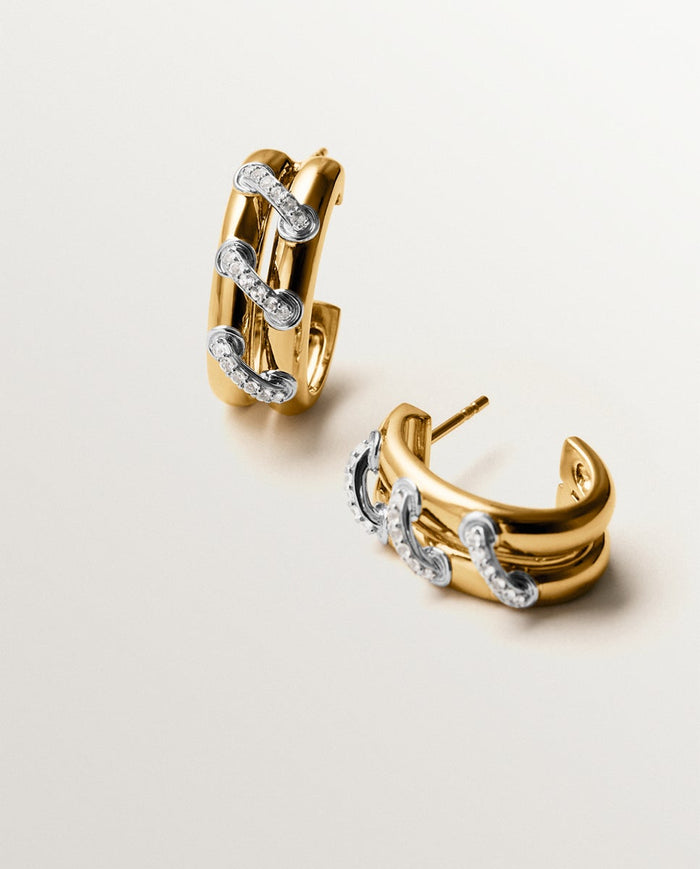 Pendientes de aro de plata 925 bañada en rodio y oro amarillo de 18K con pavé de topacios blancos