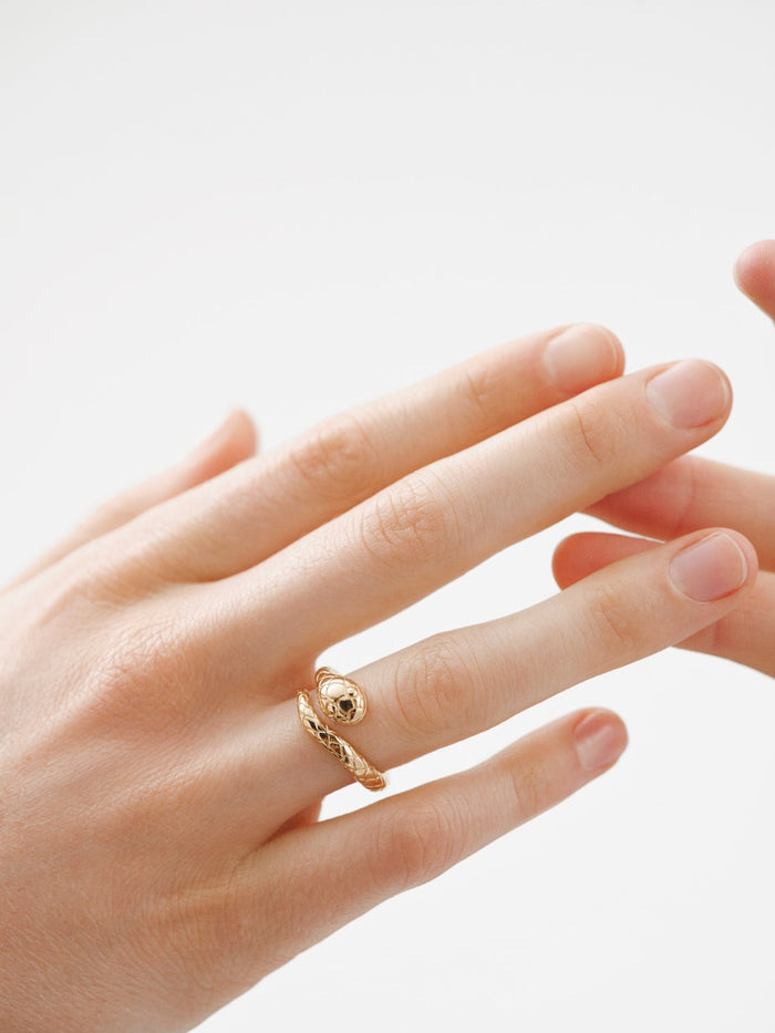 Anillo serpiente plata recubierta oro