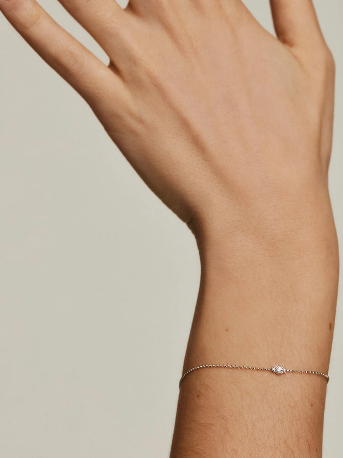 Pulsera de eslabones rolo de oro blanco de 9K con diamante