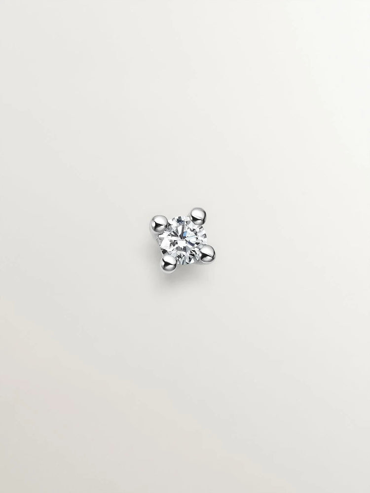 Pendiente individual de oro blanco de 18K con diamante en talla brillante