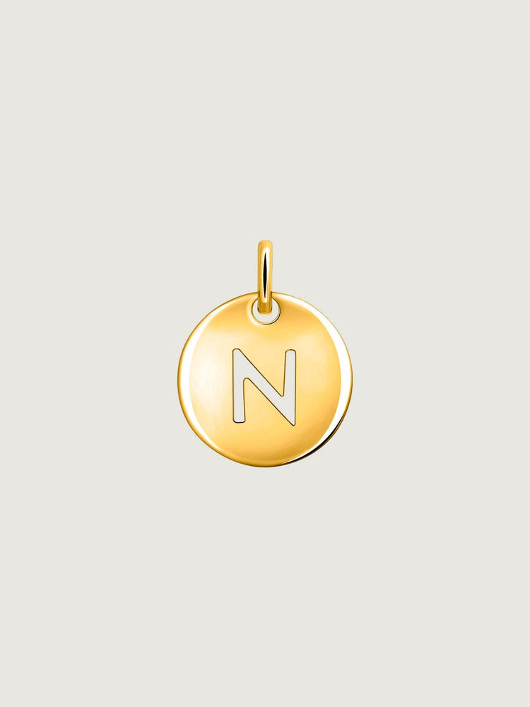 Charm medalla inicial N plata recubierta oro  