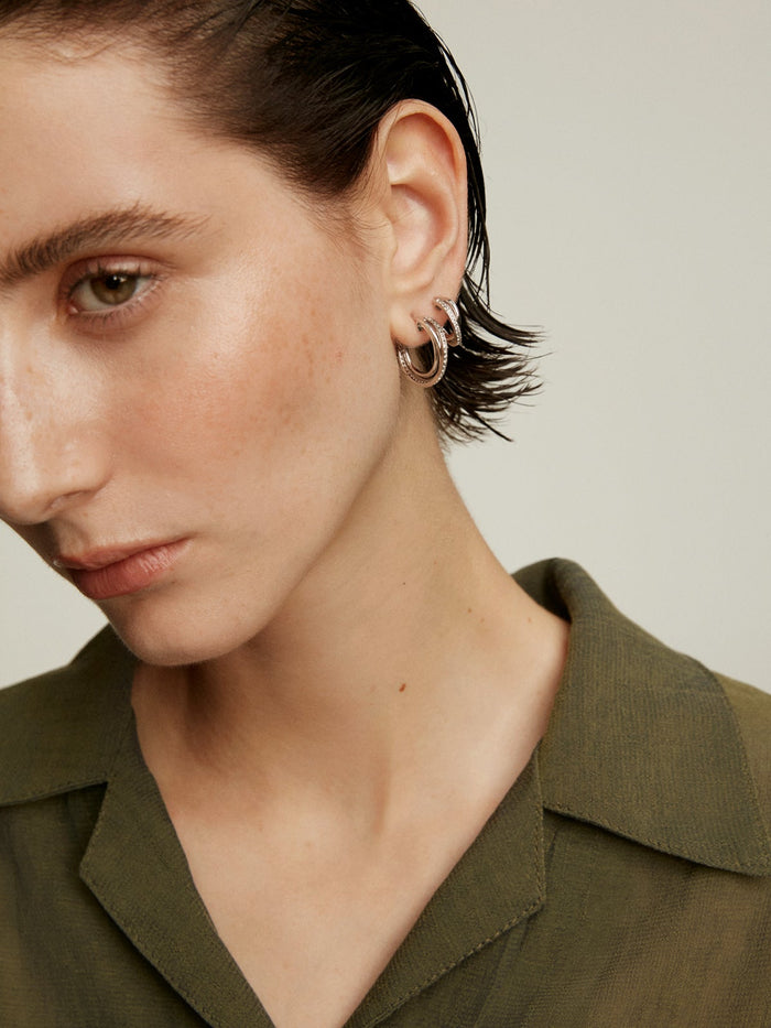 Pendientes de aro doble de plata 925 con topacios blancos