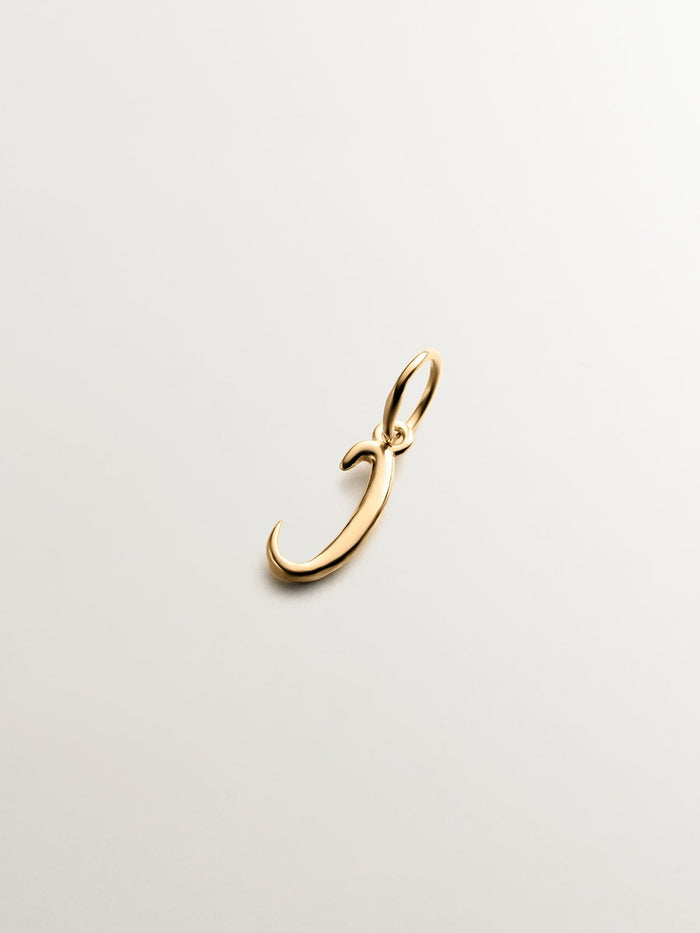 Charm letra C plata recubierta oro  