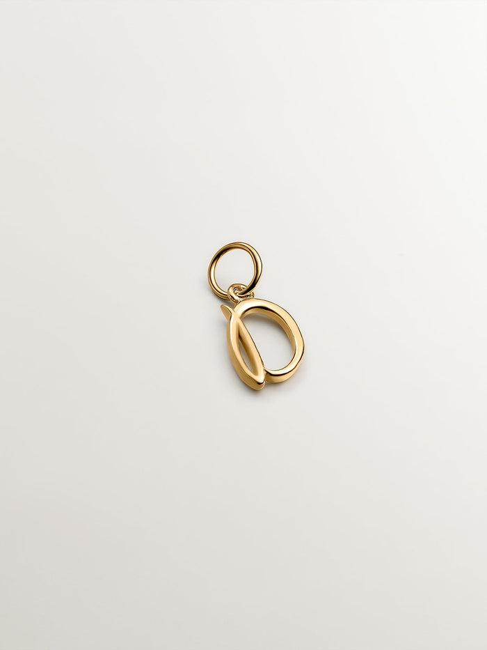 Charm letra D plata recubierta oro  