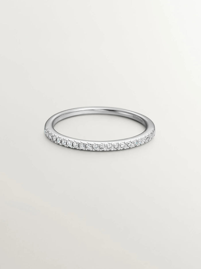 Anillo de oro blanco de 18K con diamantes 0,09 cts