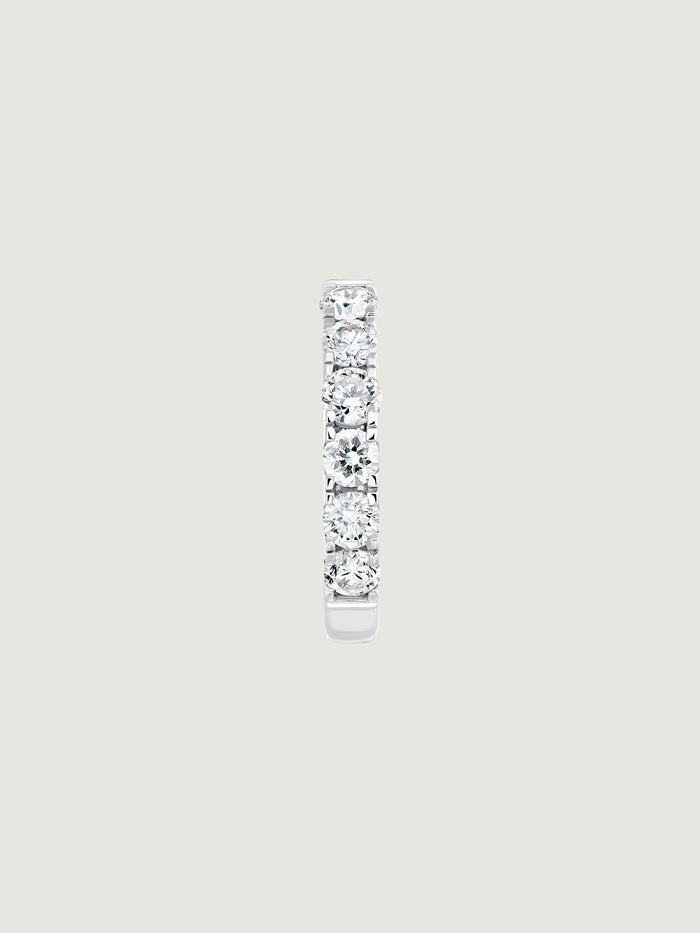 Pendiente individual de oro blanco de 18K con diamantes de 0,16 cts