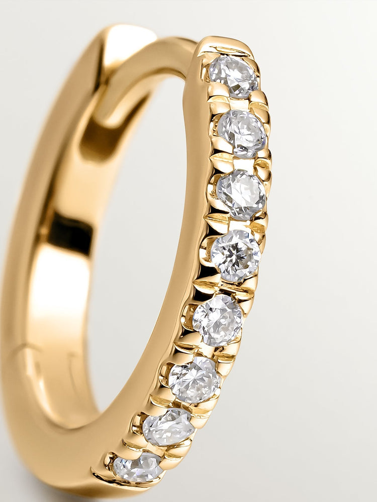 Pendiente mini diamantes 0,03 ct  oro amarillo