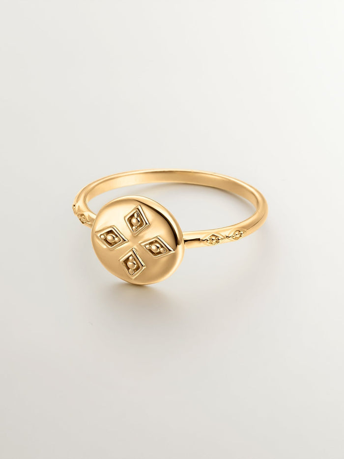 Anillo medalla pequeño plata recubierta oro
