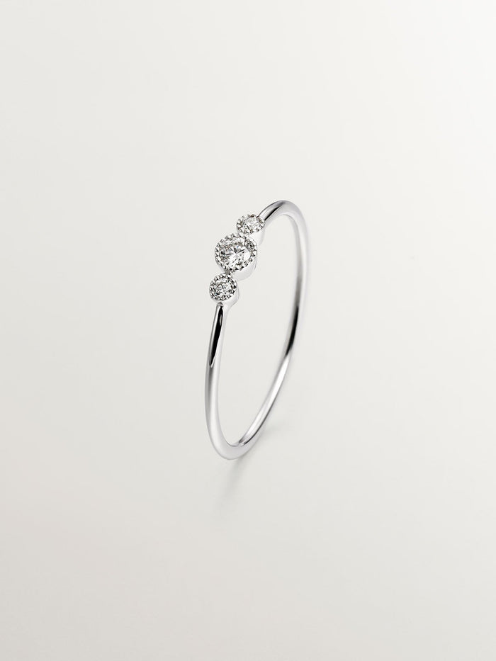Anillo tres diamantes oro blanco 9kt