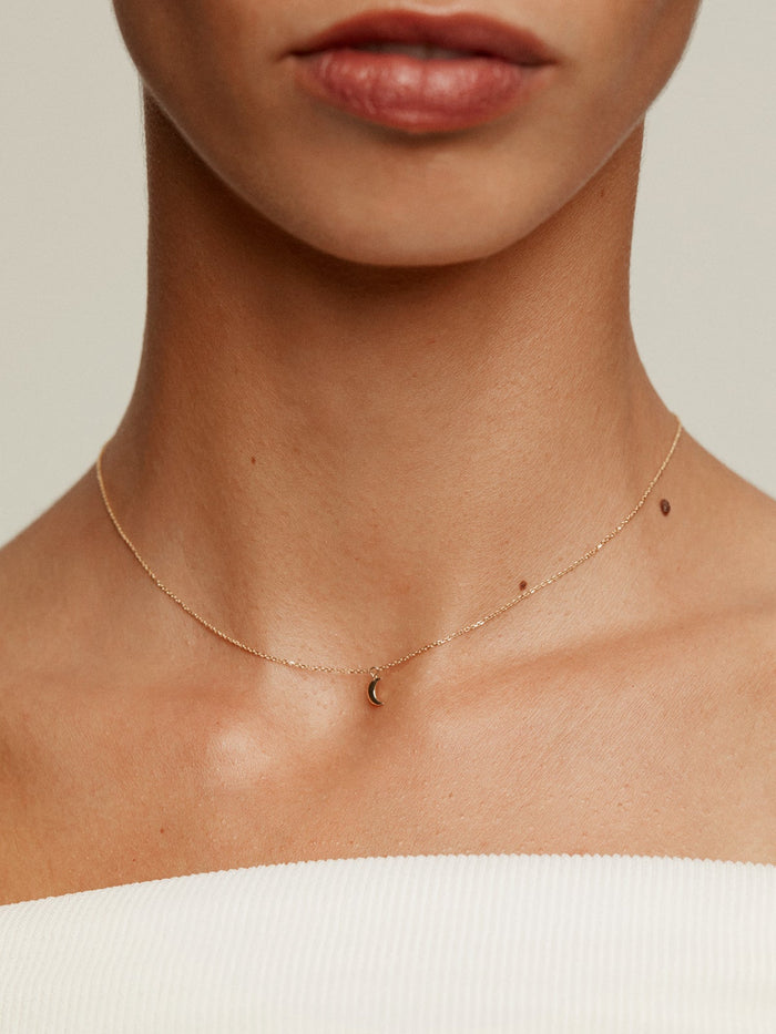 Collar colgante luna oro 9 kt