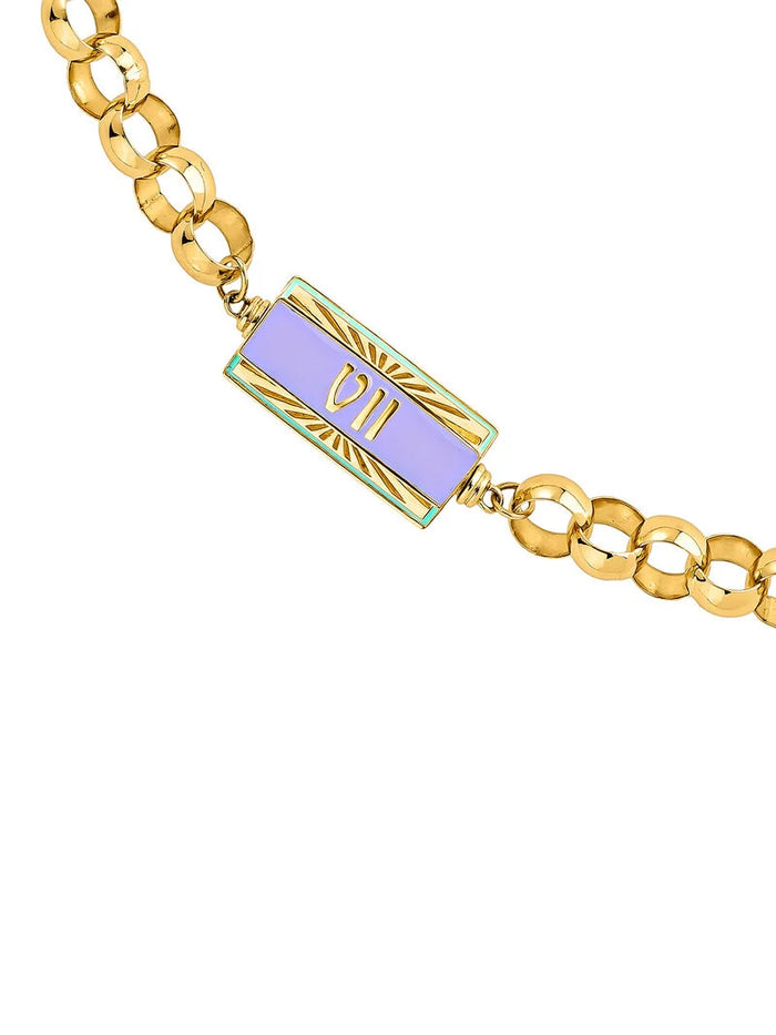 Collar de eslabones de plata bañada en oro de 18kt con motivo de colores con número siete