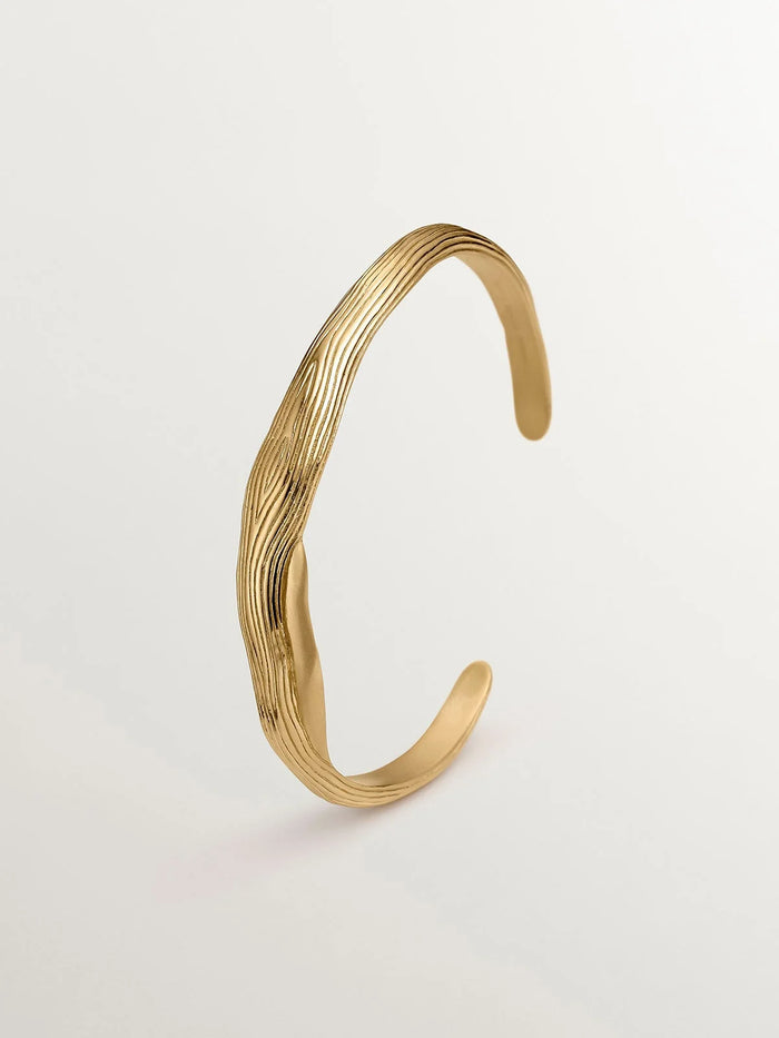 Pulsera de plata 925 bañada en oro amarillo de 18K con relieve y forma irregular
