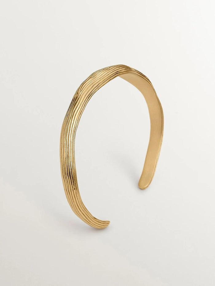 Pulsera de plata 925 bañada en oro amarillo de 18K con relieve y forma irregular