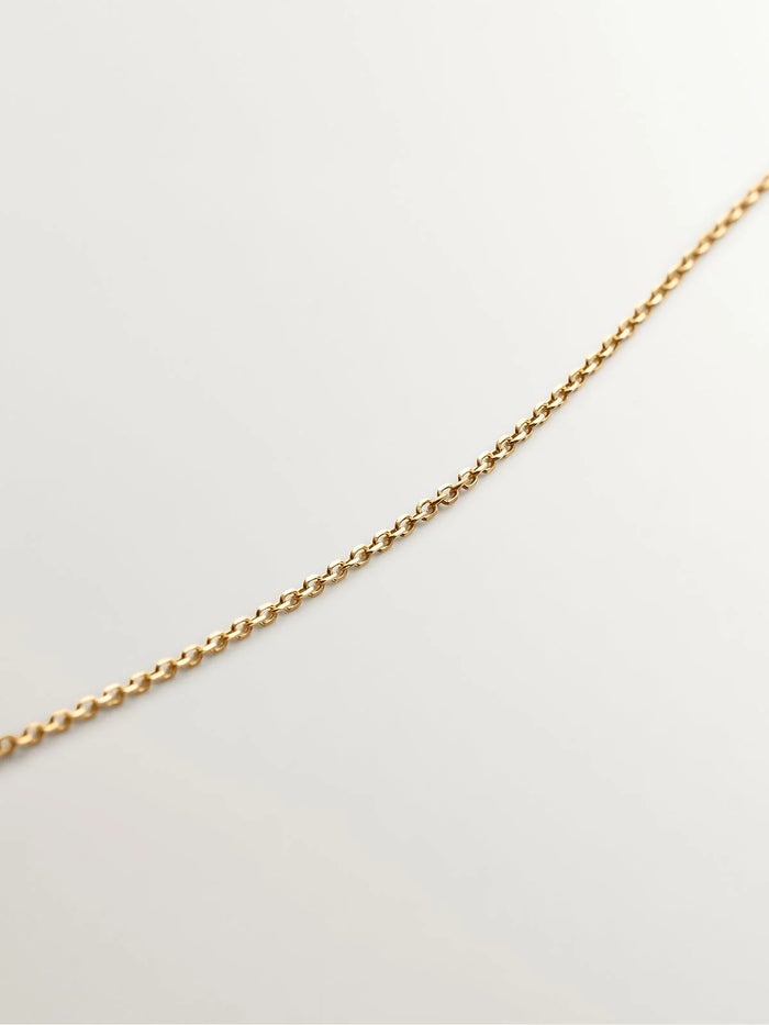 Colgante de oro amarillo de 18K con diamantes