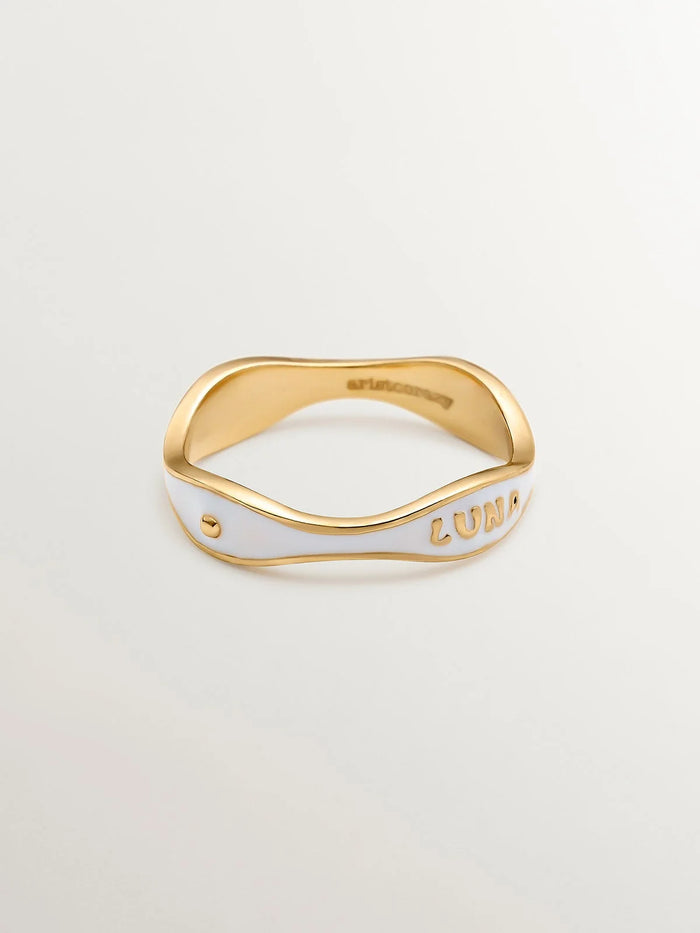 Anillo de Plata Bañada en Oro de 18kt con Esmalte Blanco de la Colección RUSH