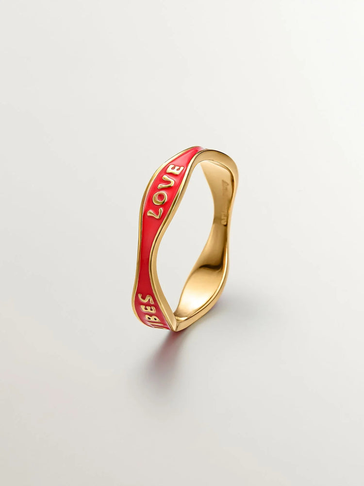 Anillo de plata bañada en oro de 18kt con esmalte rojo