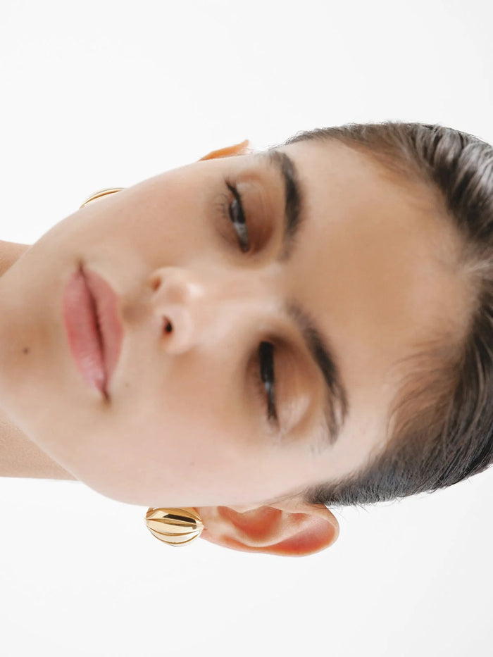Pendientes de plata 925 bañada en oro amarillo de 18K con forma ovalada