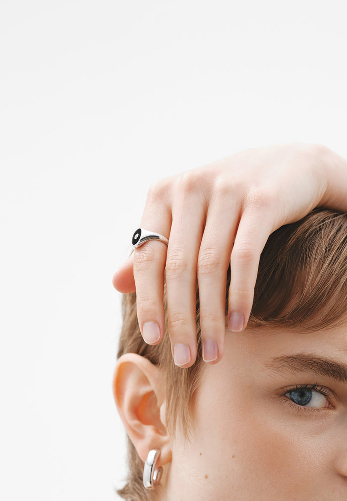 Pendientes de aro pequeños ovalados de plata 925