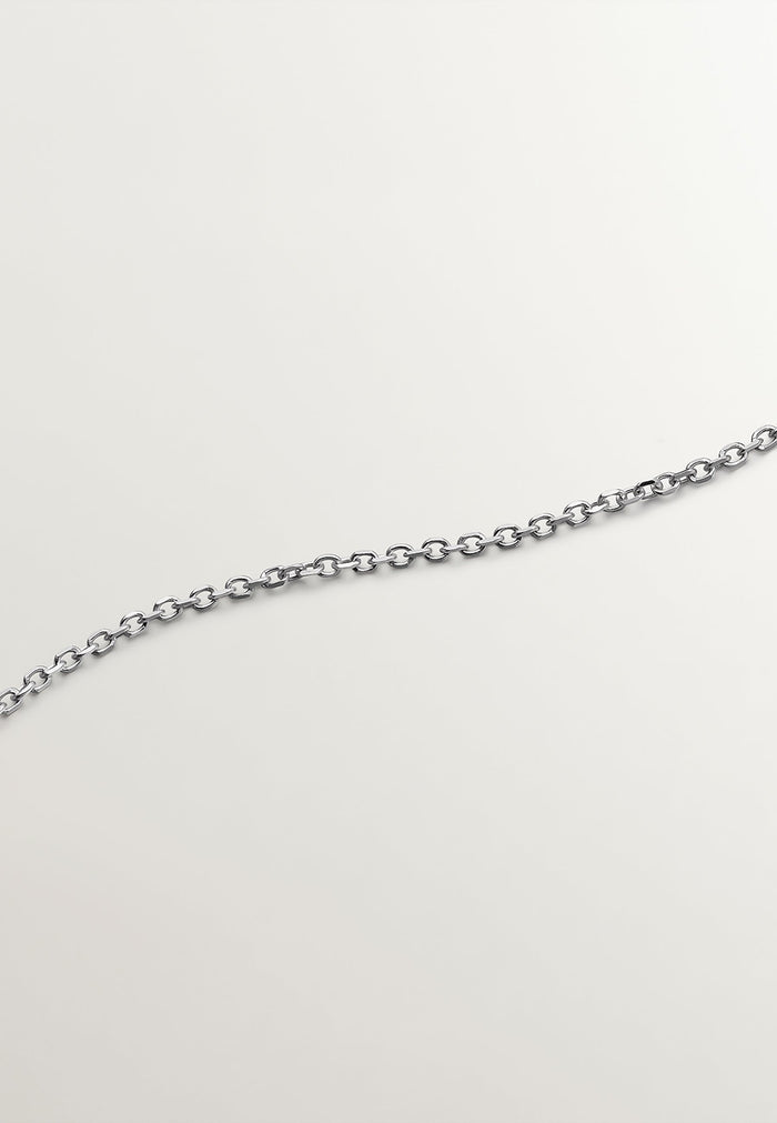 Colgante de oro blanco de 18K con gota y diamantes blancos